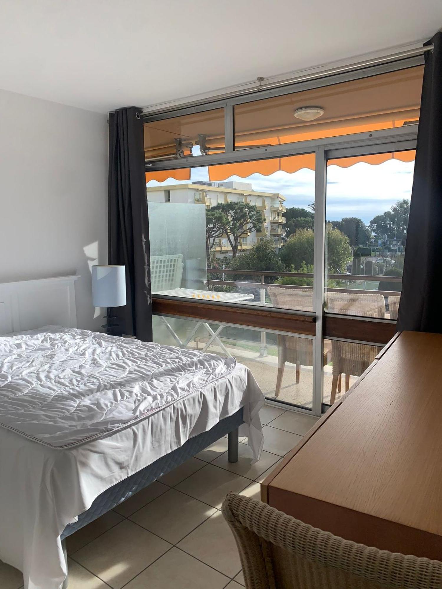 Apartment Heliotel Marine 4* Bord de Mer Saint-Laurent-du-Var Kamer foto